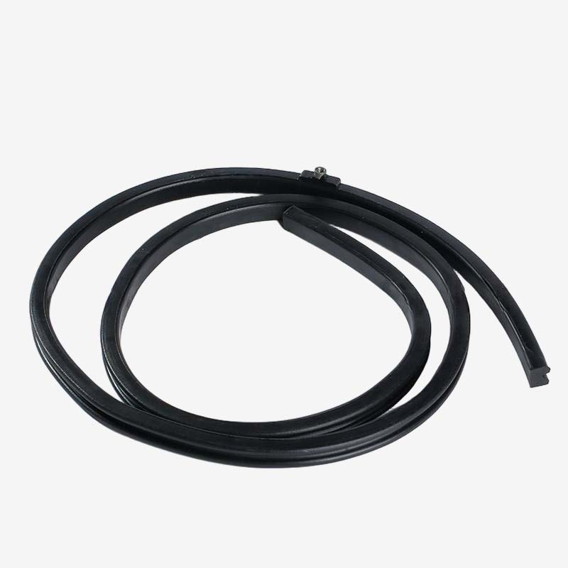 Уплотнение надувное двери бака Mitsubishi X058D257H03, 1551 мм (FX10)